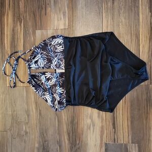 Womans one piece swimsuit sz xl